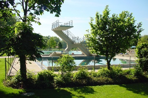 Sprungbecken Badi Belp